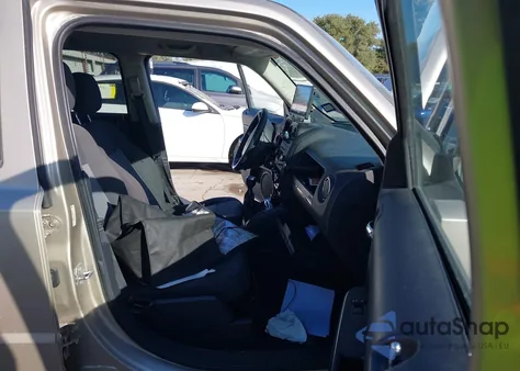 2010 Jeep Patriot Sport from USA, damaged, VIN 1J4NF2GB5AD552895